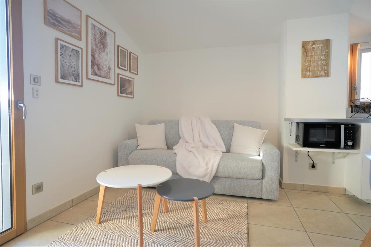STUDIO dernier étage avec terrasse - vue montagne Cruseilles Exterior foto
